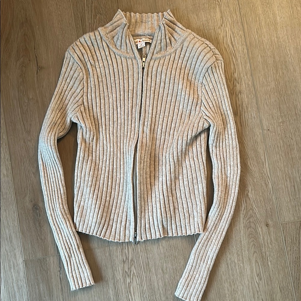 Ribbed Zip-Front Women’s Sweater Jacket - Cream